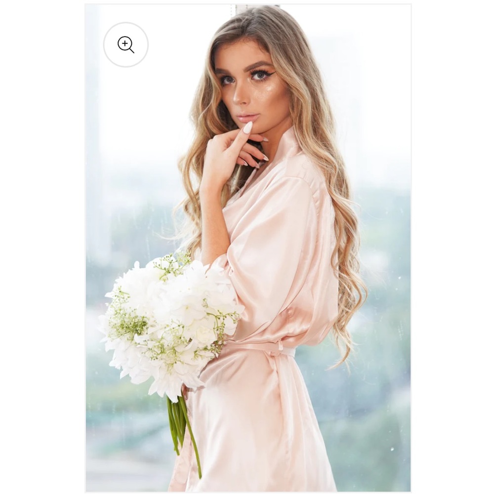 Pretty Robes - blush bridesmaid robe